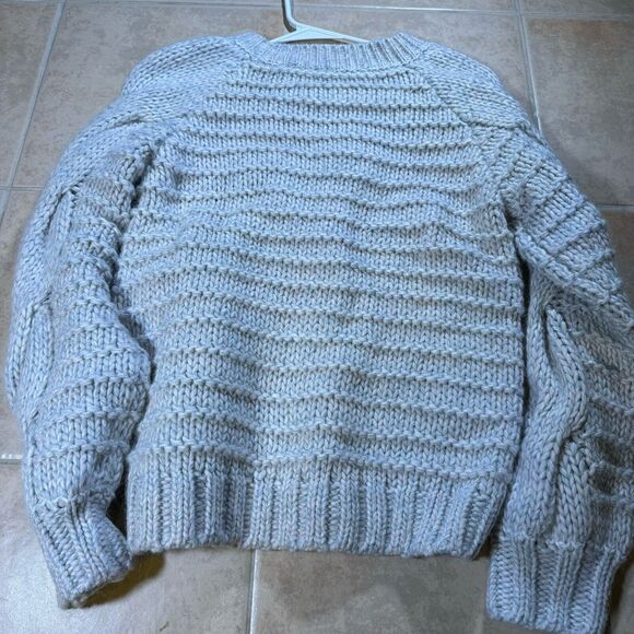 Gap Women’s Chunky Cable-Knit Crewneck Sweater Sz Small - Picture 4 of 6